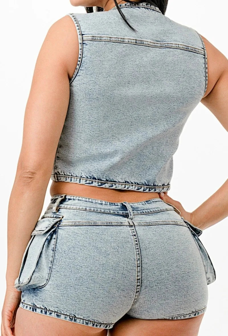 2025 Summer Women Fashion Denim Cargo 2 Piece Set Multi Pockets Sleeveless Zipper Waistcoat Crop Tops + Shorts Casual Jeans Suit