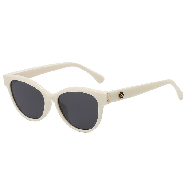 Fashion Cat Eye Sunglasses with UV Protection