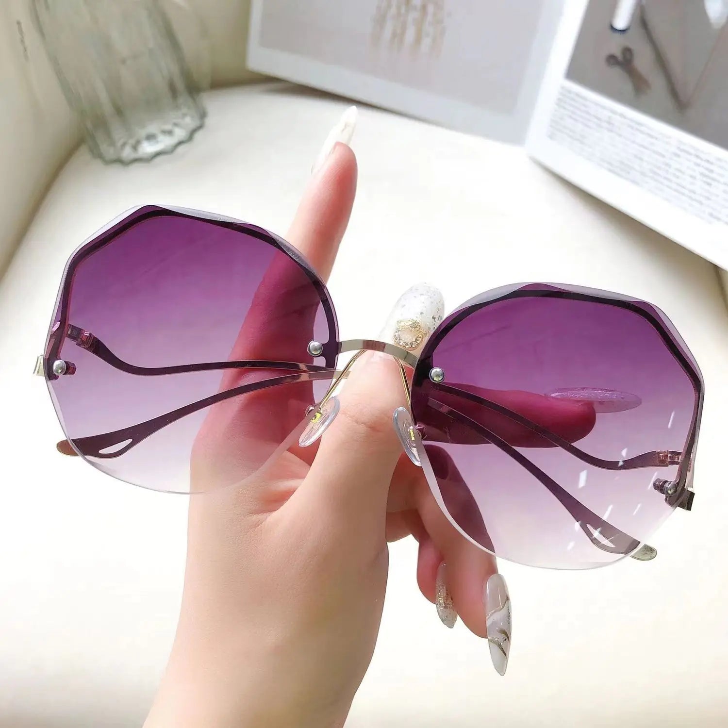 Frameless Women's Multi-Style Sunglasses with Curved Legs