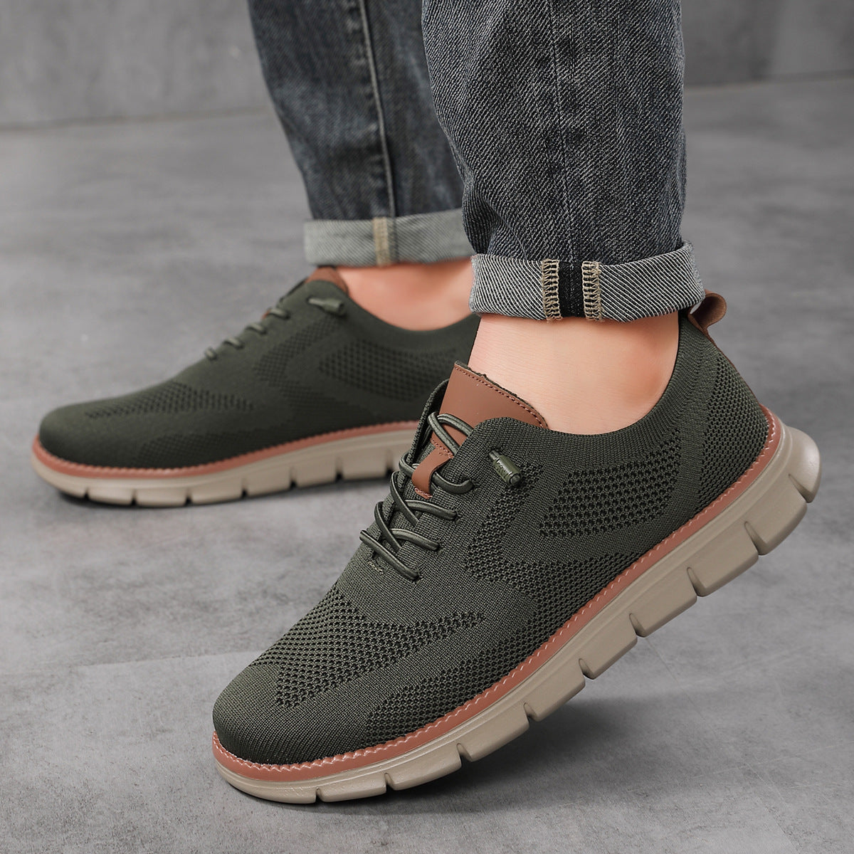 Lightweight Lace-Up Casual Men's Shoes
