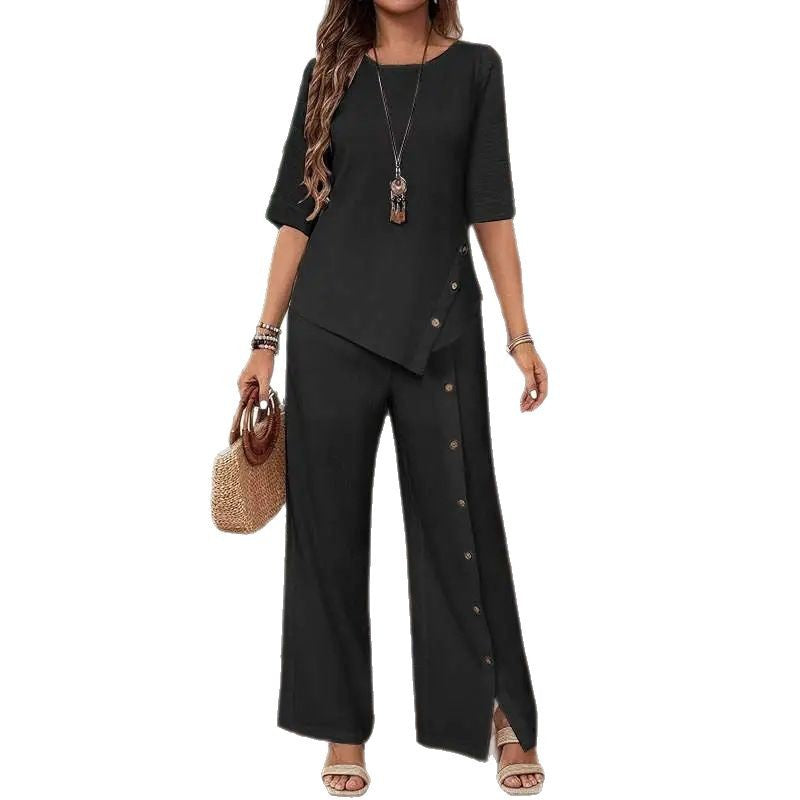 The loose two-piece women's half-sleeved shirt set