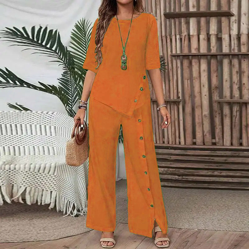 The loose two-piece women's half-sleeved shirt set